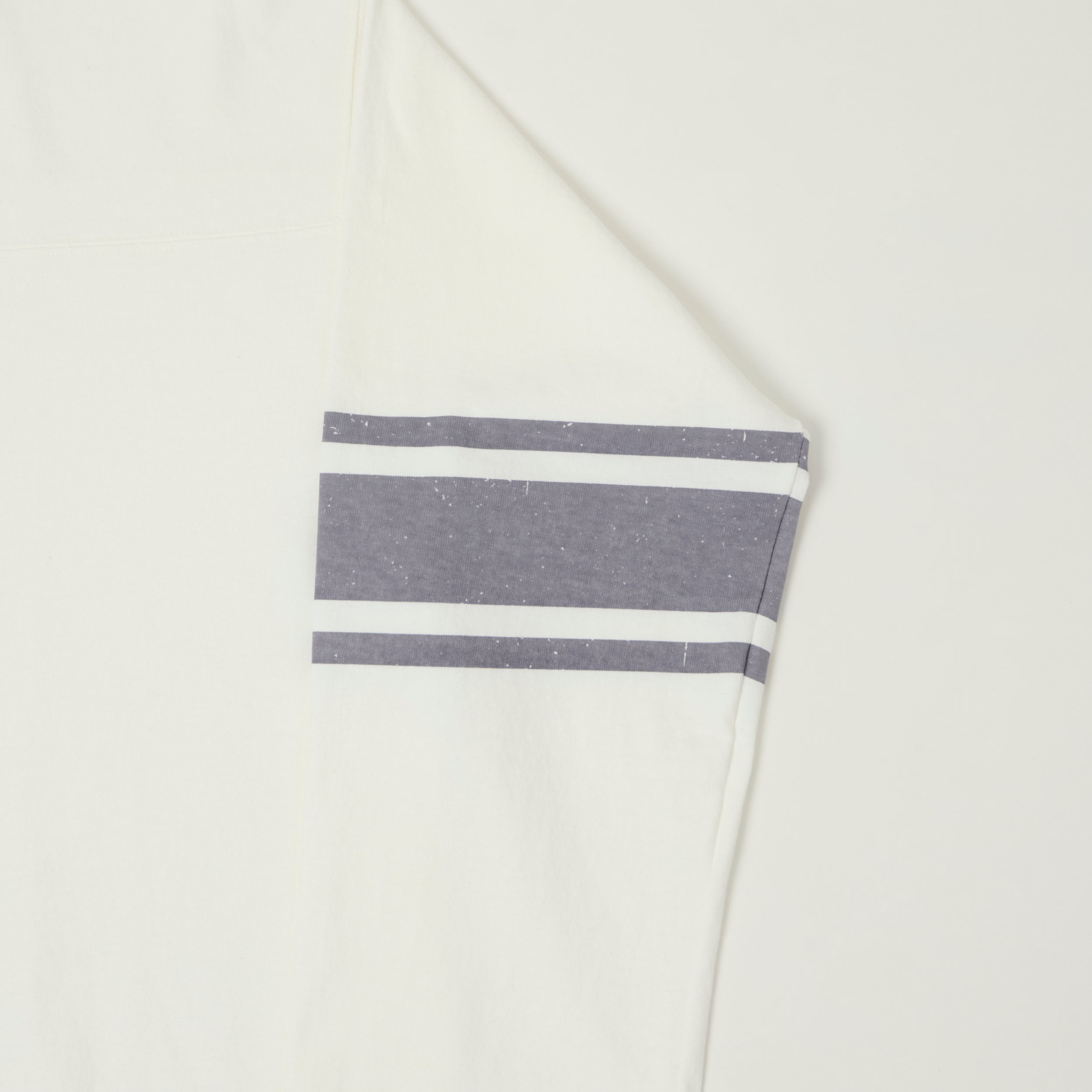 A Vontade Cropped Sleeve Football T-Shirt - White