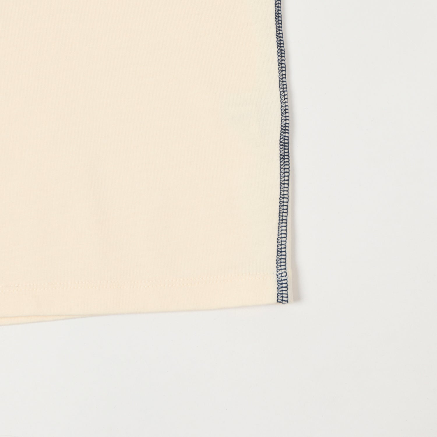 Drake's Raglan Sleeve Hiking Tee - Ecru/Red