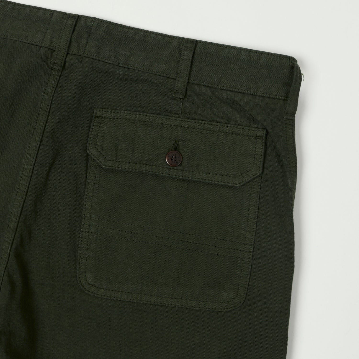 Heimat 'Journey' Herringbone Twill Chinos - Military Green