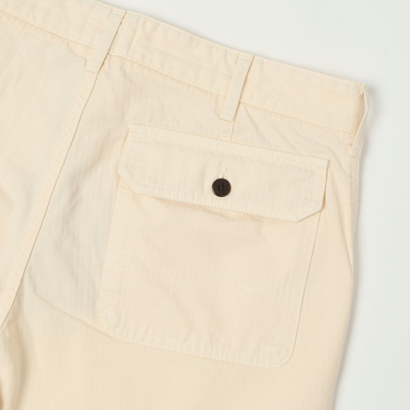 Heimat 'Journey' Herringbone Twill Chinos - Seashell