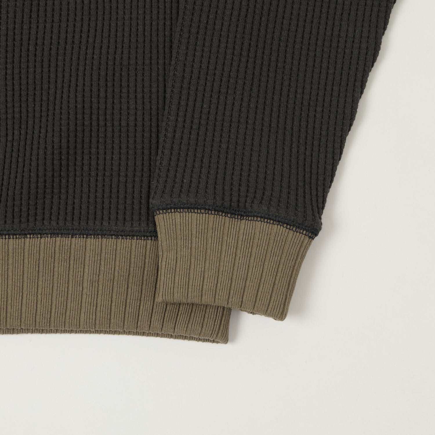 Jackman Midneck Waffle Sweatshirt - Ink Black/Sepia