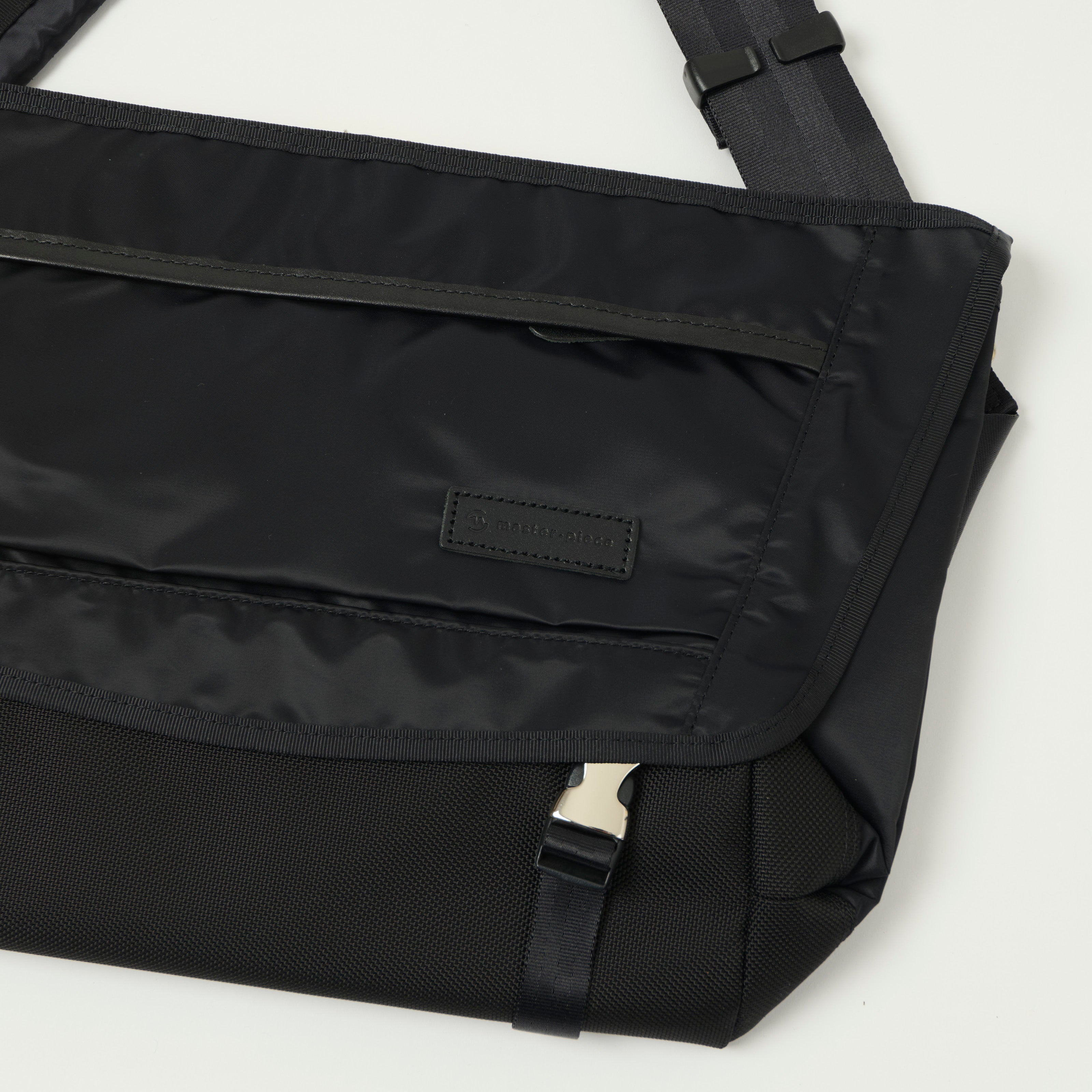 Master-Piece Lightning Messenger Bag - Black
