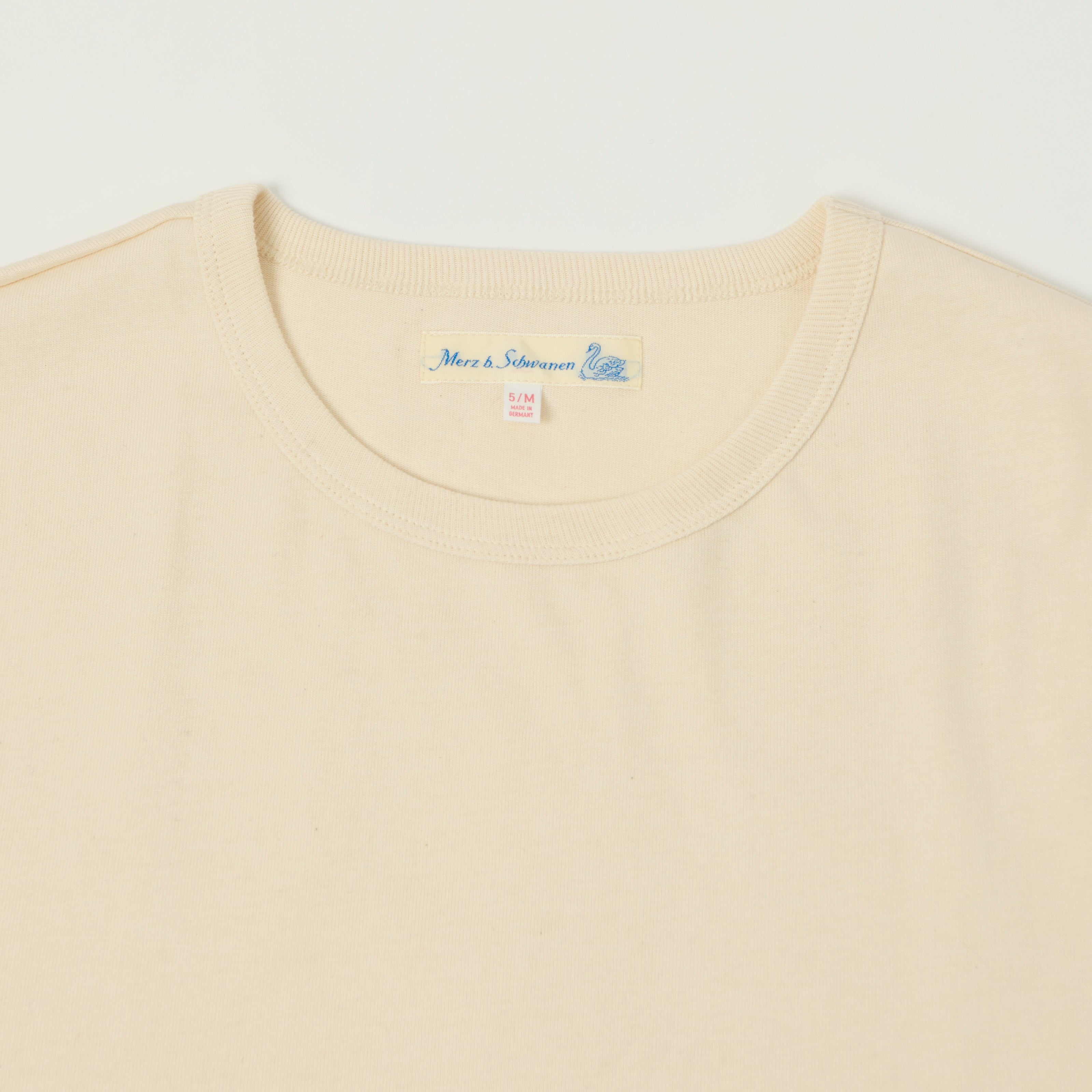 Merz b. Schwanen 2M15C Classic Cropped Jersey T-Shirt - Nature