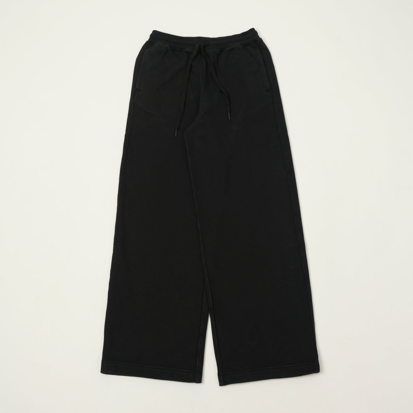 Merz b. Schwanen 'Good Basics' Straight Leg Sweatpants - Deep Black