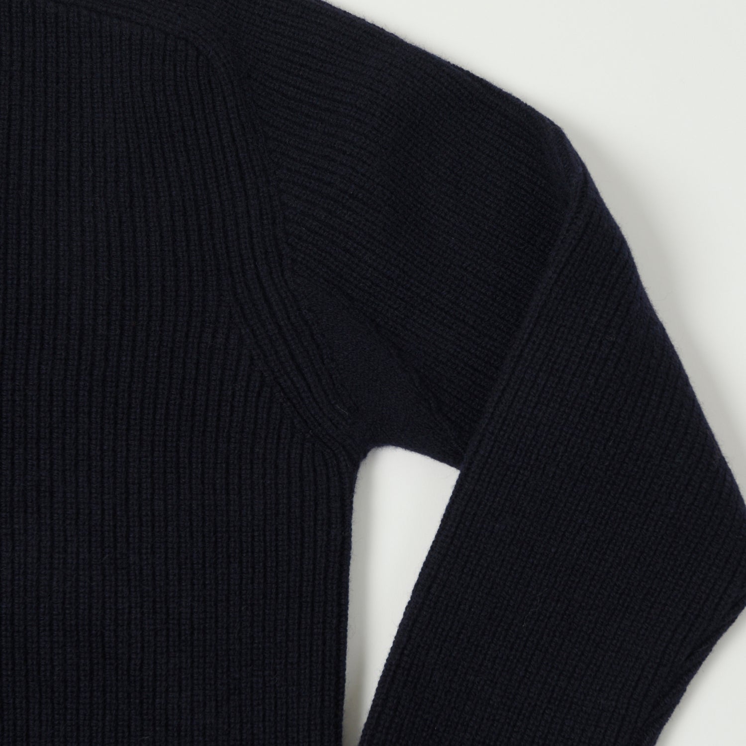 Merz b. Schwanen 'Good Basics' Wool Cashmere Ribbed Knit Pullover - Dark Navy