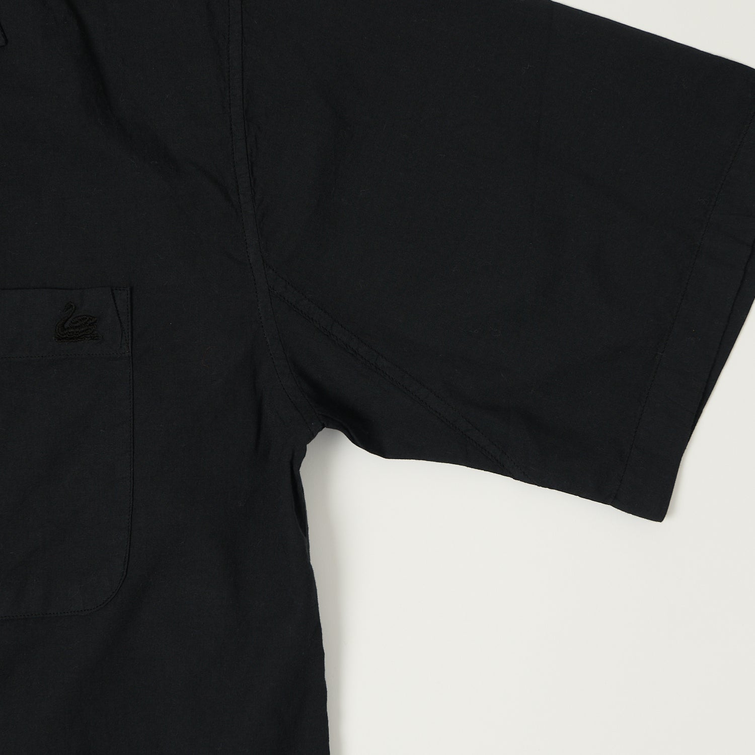 Merz b. Schwanen 'Good Basics' Poplin Short Sleeve Shirt - Deep Black