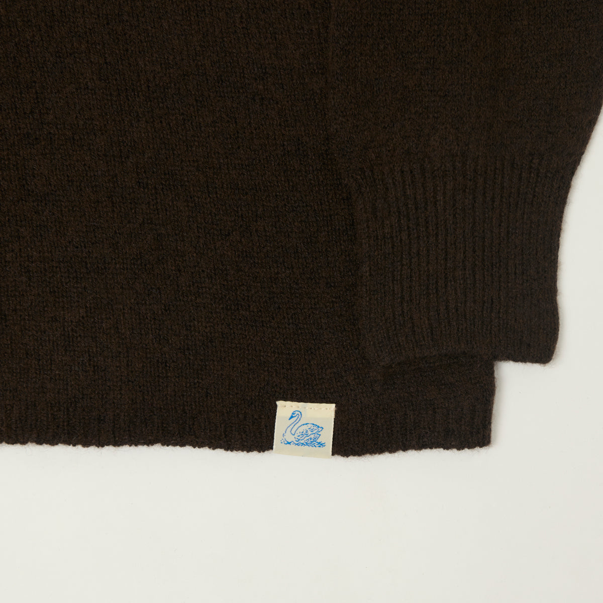 Merz b. Schwanen Lightweight Wool-Silk-Cashmere Sweater - Espresso