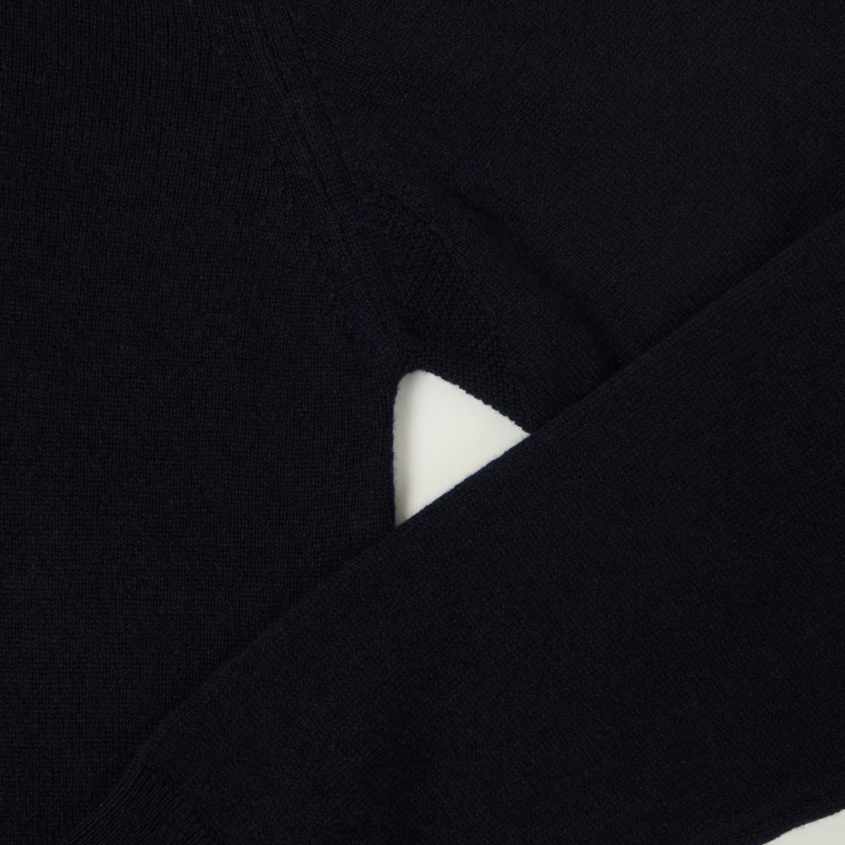Merz b. Schwanen Wool Cashmere-Silk Long Sleeve Henley - Dark Navy