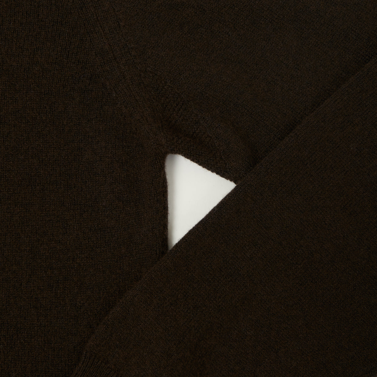 Merz b. Schwanen Wool Cashmere-Silk Long Sleeve Henley - Espresso