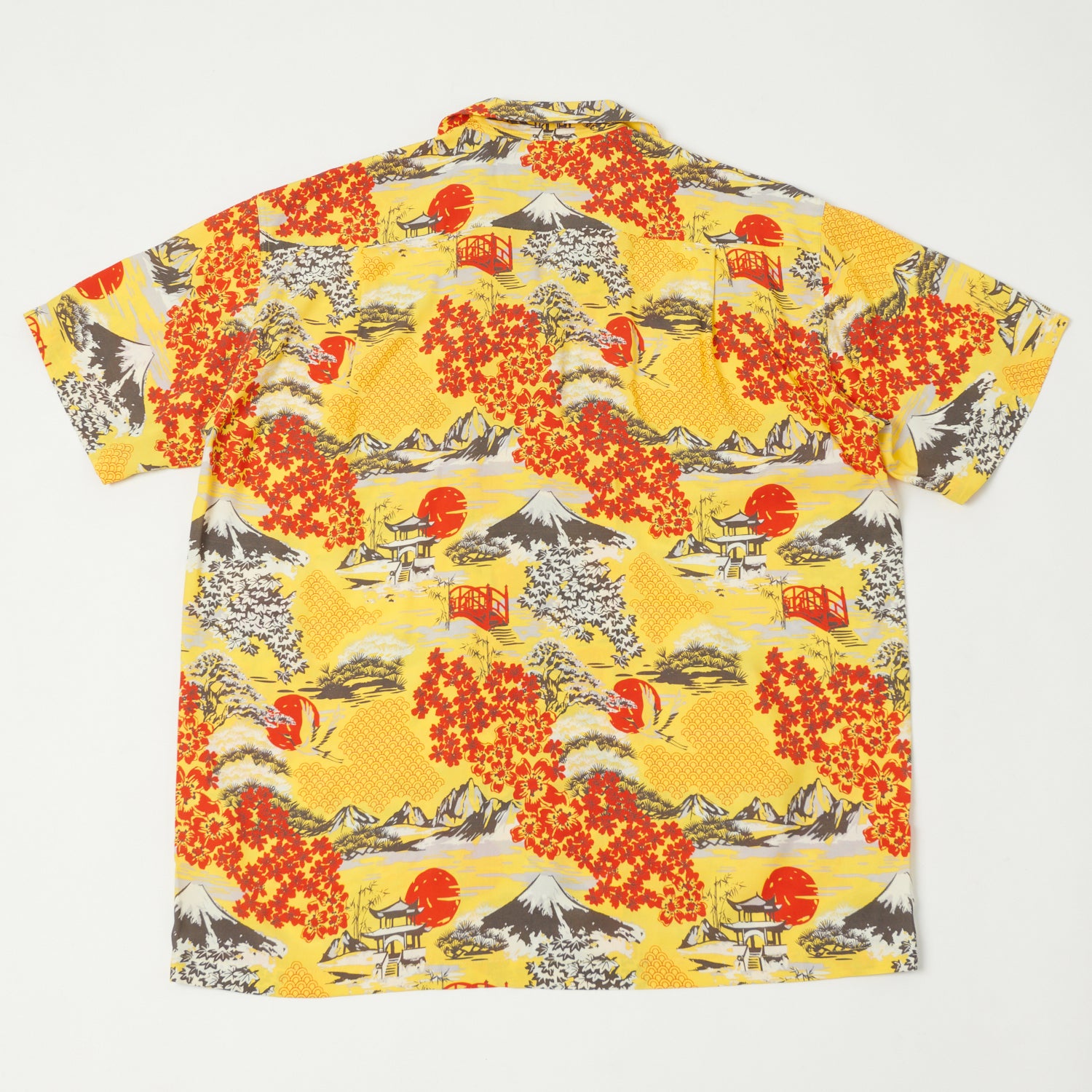 Micky Oye 'The Land of the Fujiyama' Aloha Shirt - Yellow