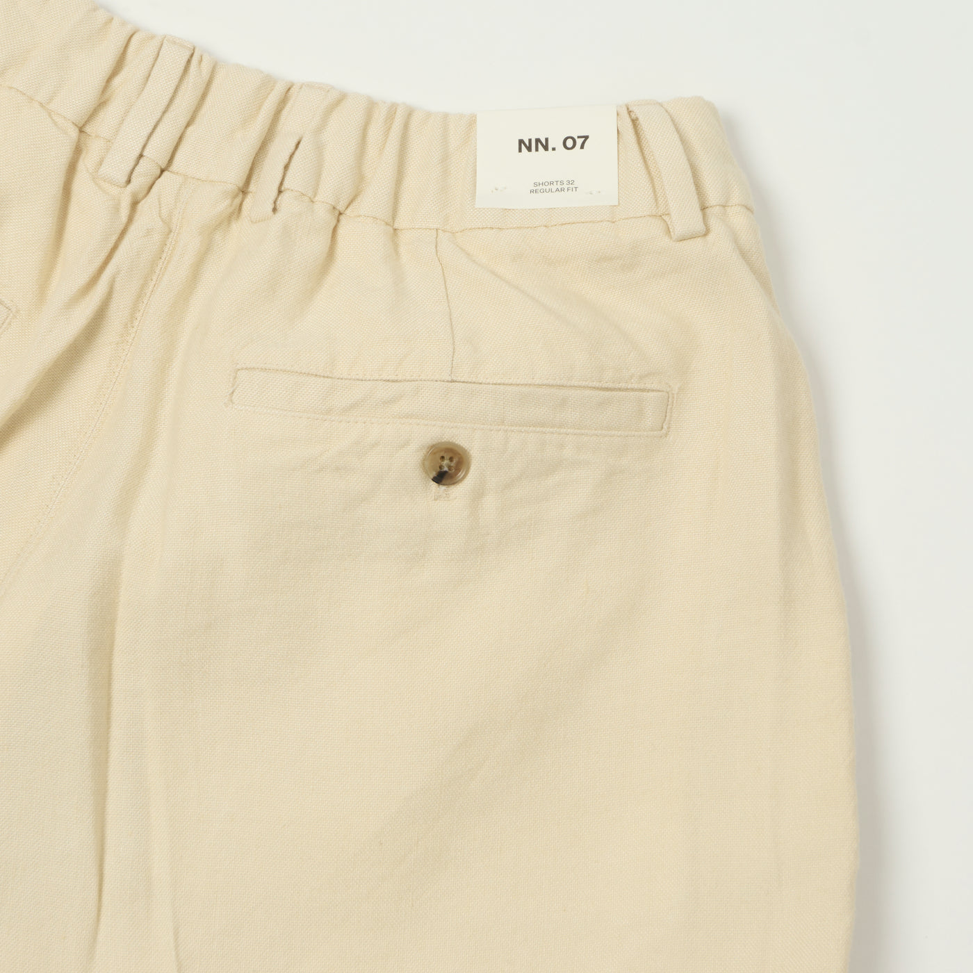 NN07 'Kay' Pleated Linen Shorts - Ivory