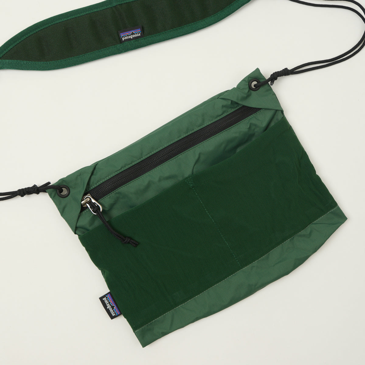 Patagonia 'Terravia' Sacoche - Canopy Green