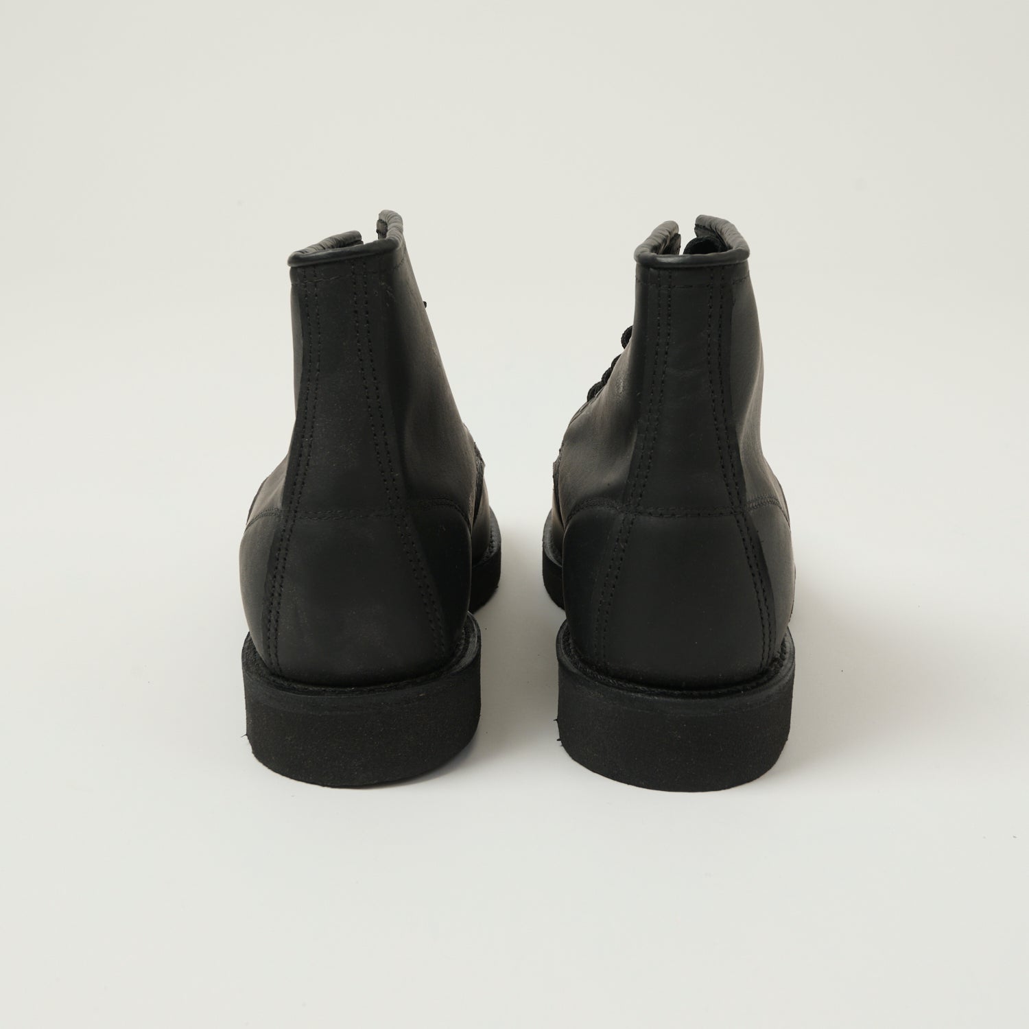 Red Wing 8074 Classic Moc Toe Boot - Black Harness