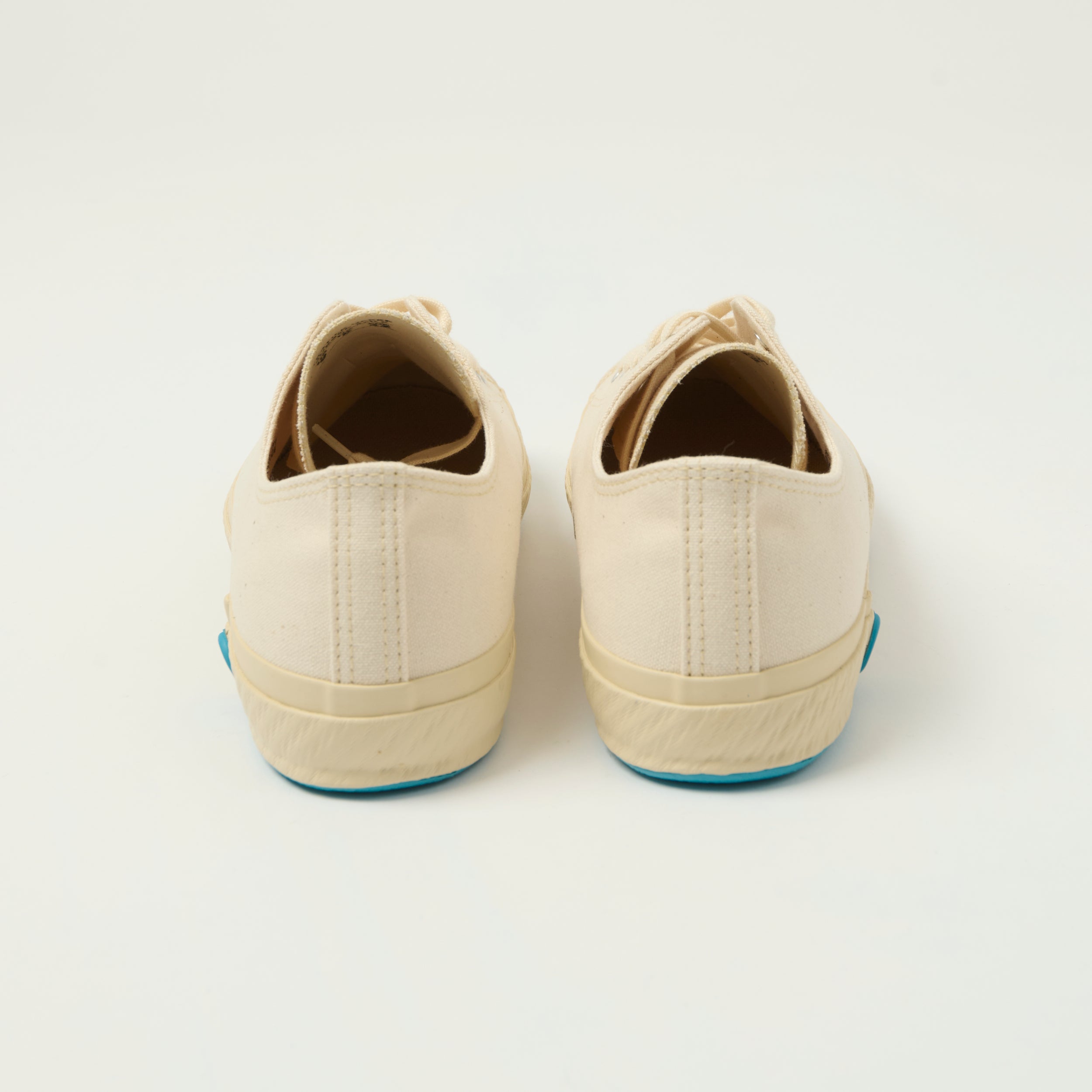 Shoes Like Pottery Low Canvas Trainer - White