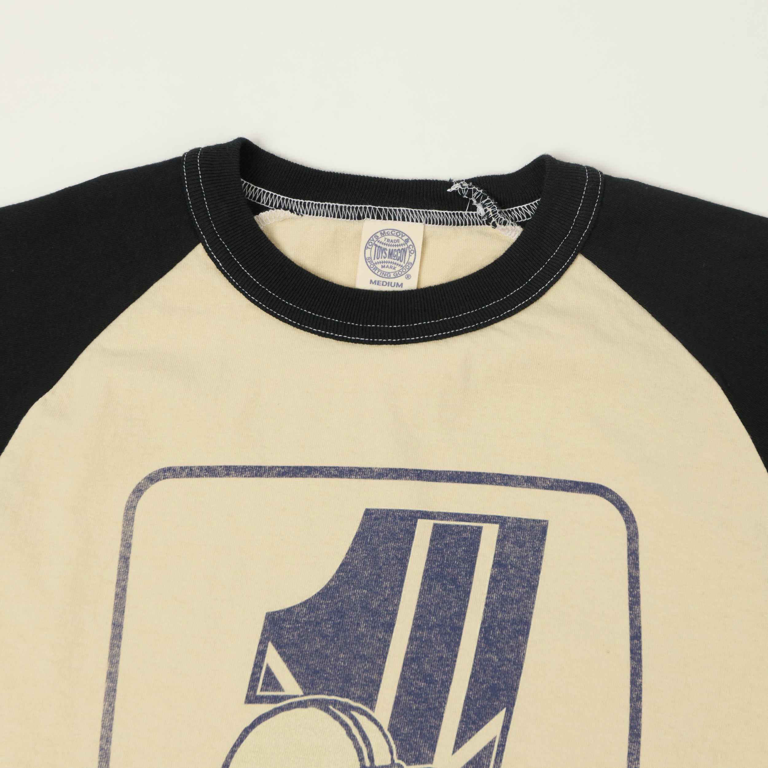 TOYS McCOY 'Snoopy Motocross' Raglan Sleeve Baseball T-Shirt - Ivory
