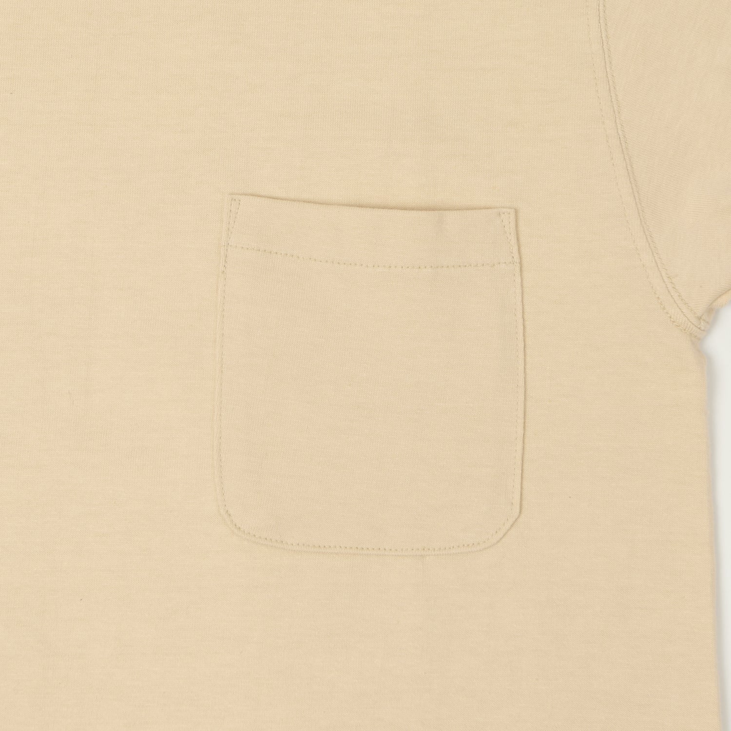 TOYS McCOY Pocket T-Shirt - Beige