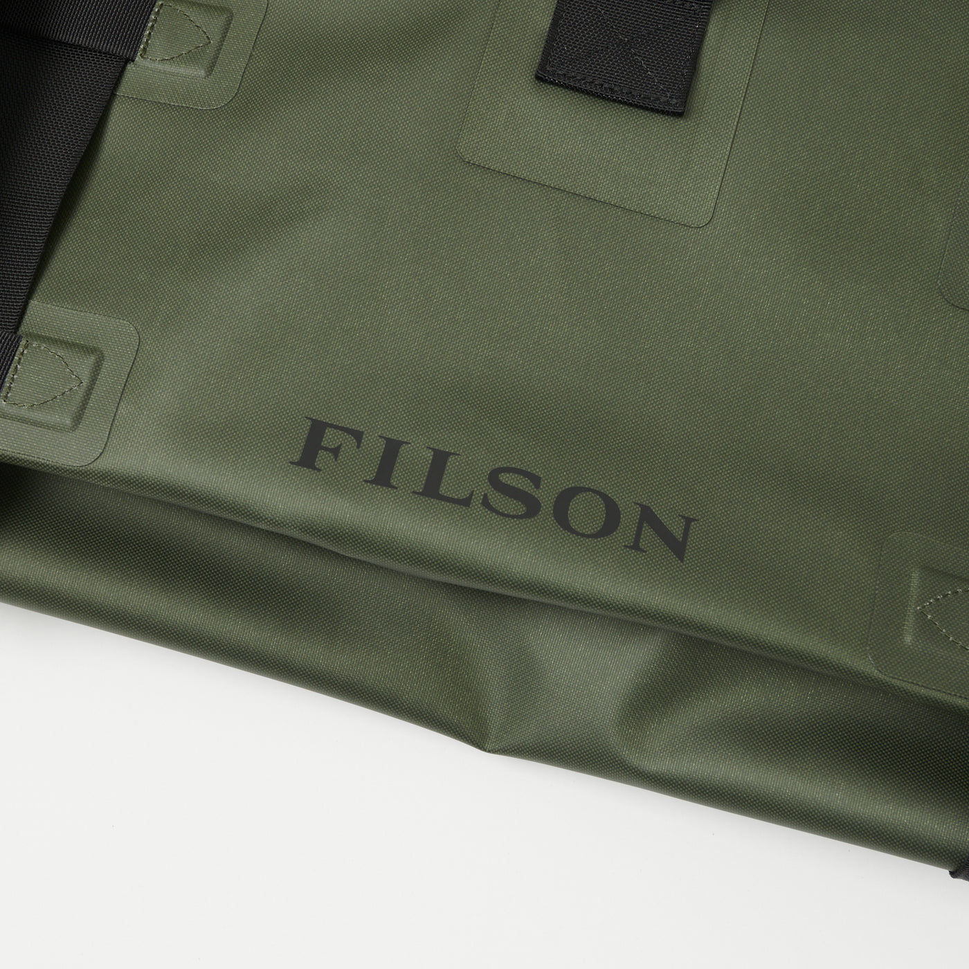Filson Medium Dry Duffle Bag - Green