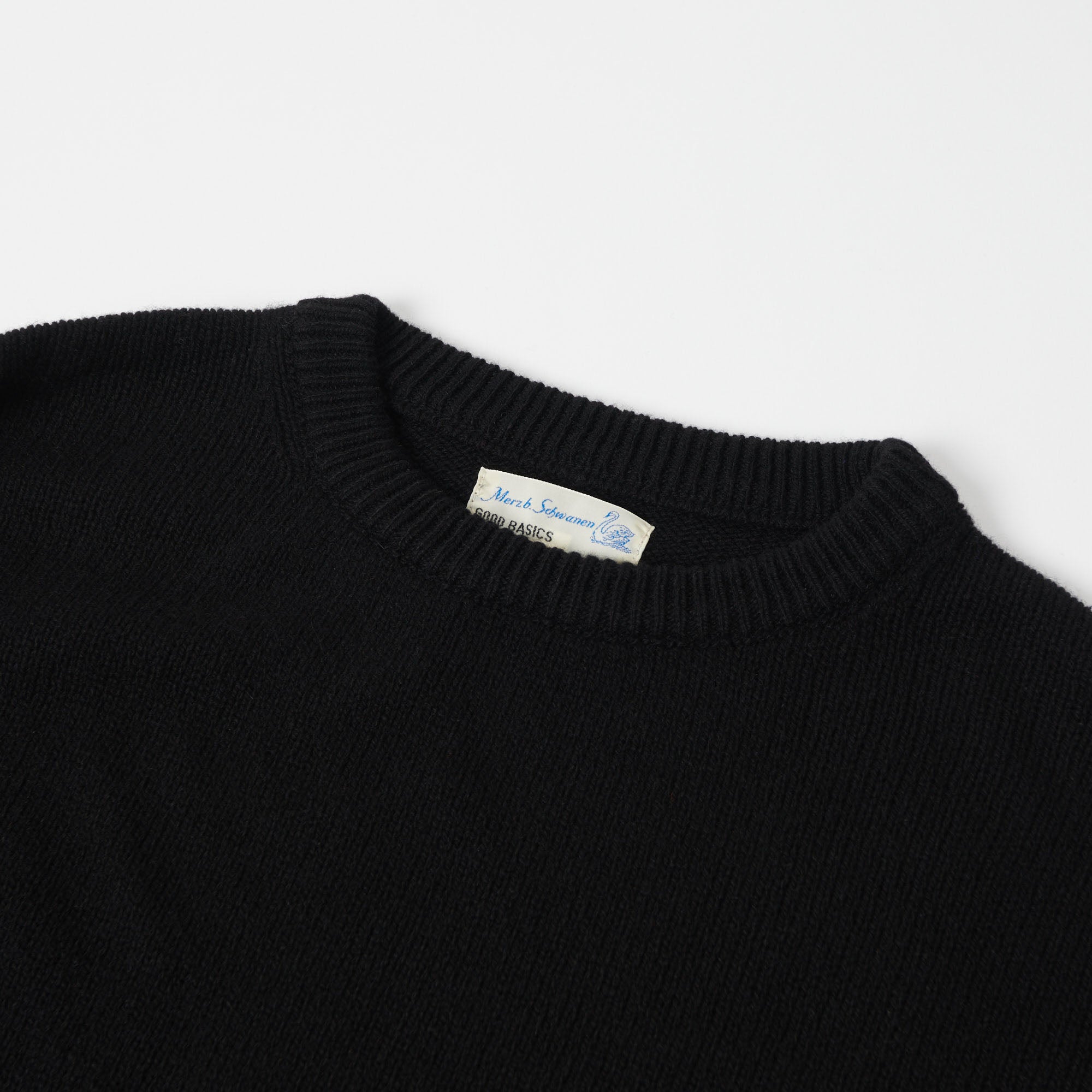 Merz b. Schwanen 'Good Basics' Recycled Cashmere Pullover - Deep Black