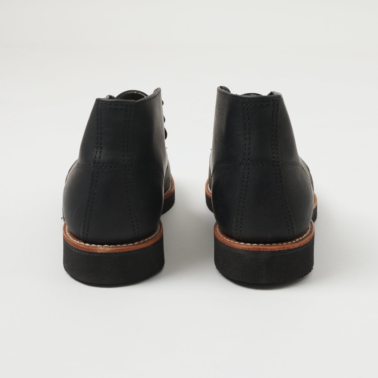 Red Wing 9216 Foreman Chukka Black Harness