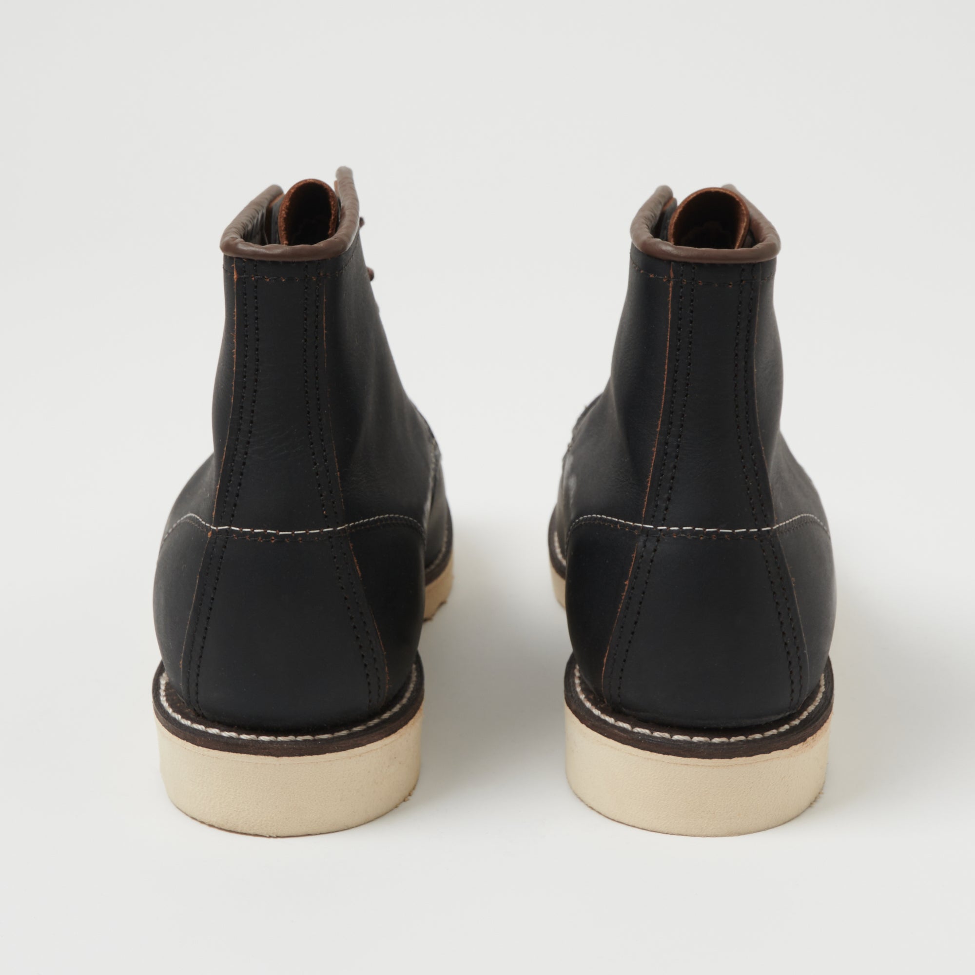 Red Wing 8849 Classic Moc Toe Boot - Black Prairie